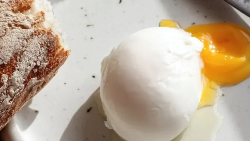 Mary Berry Poached Eggs Recipe